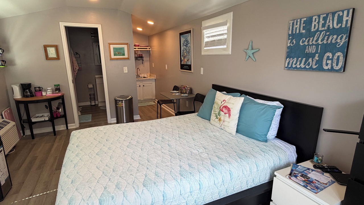 Photo of Bedroom in Fort George Island