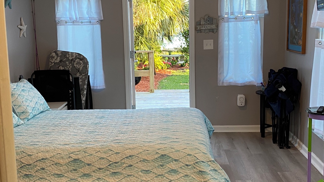 Photo of Bedroom in Fort George Island