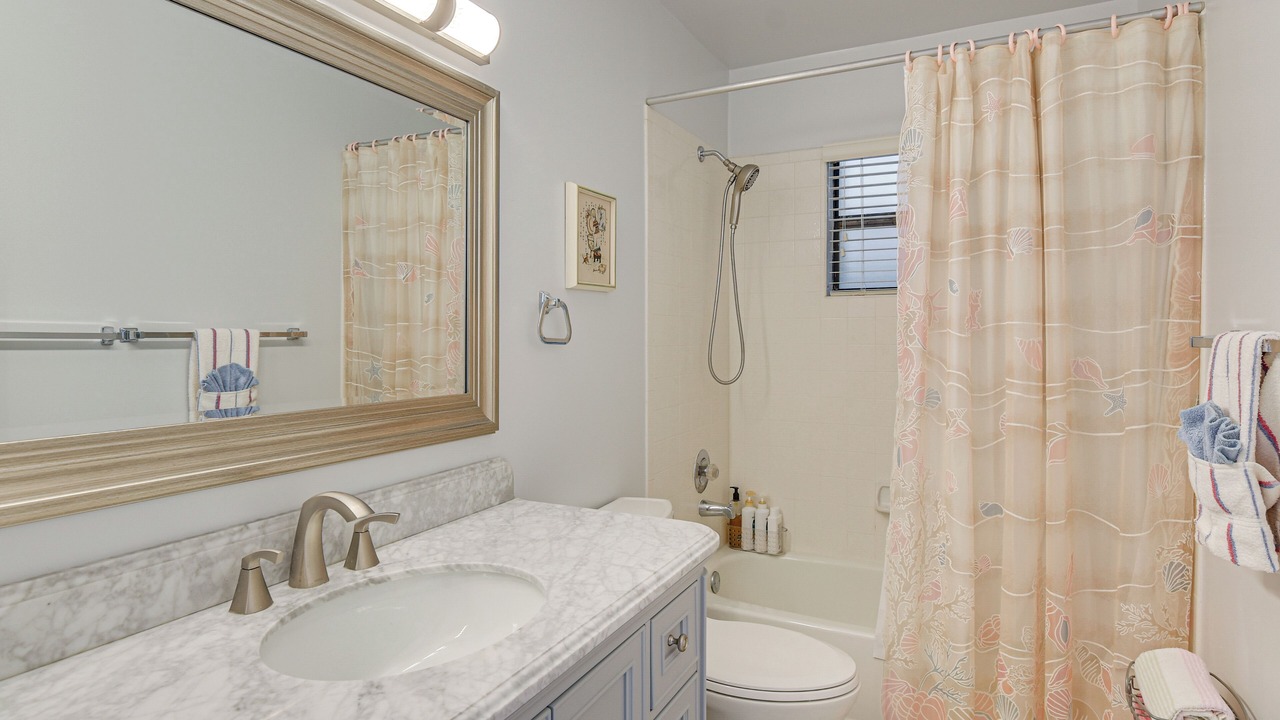Photo of Bathroom in Davie