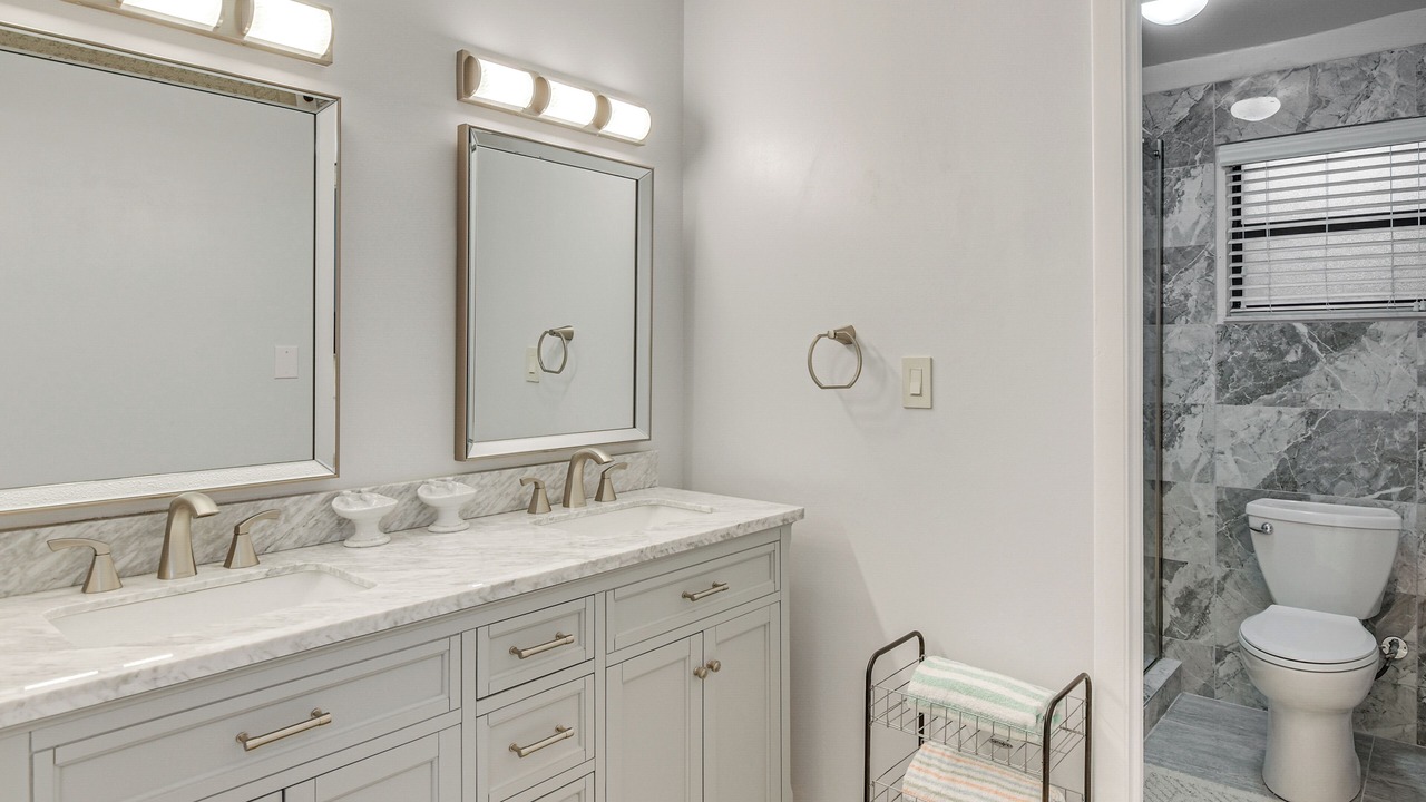 Photo of Bathroom in Davie