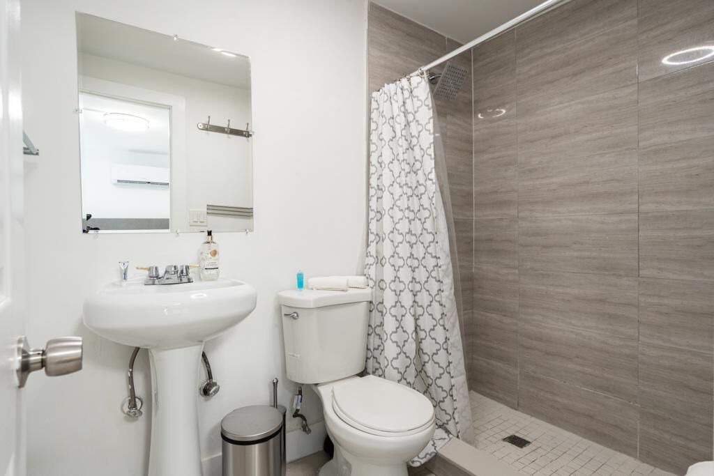 Photo of Bathroom in Coral Terrace