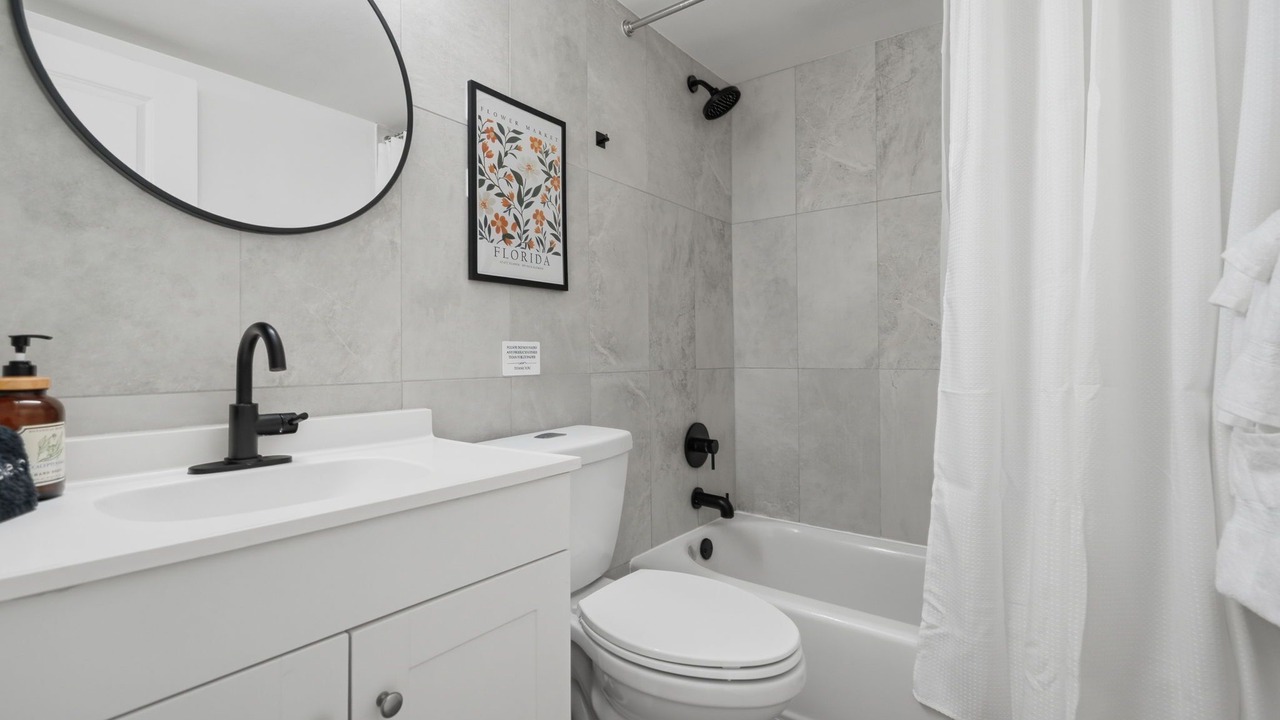 Photo of Bathroom in Park East