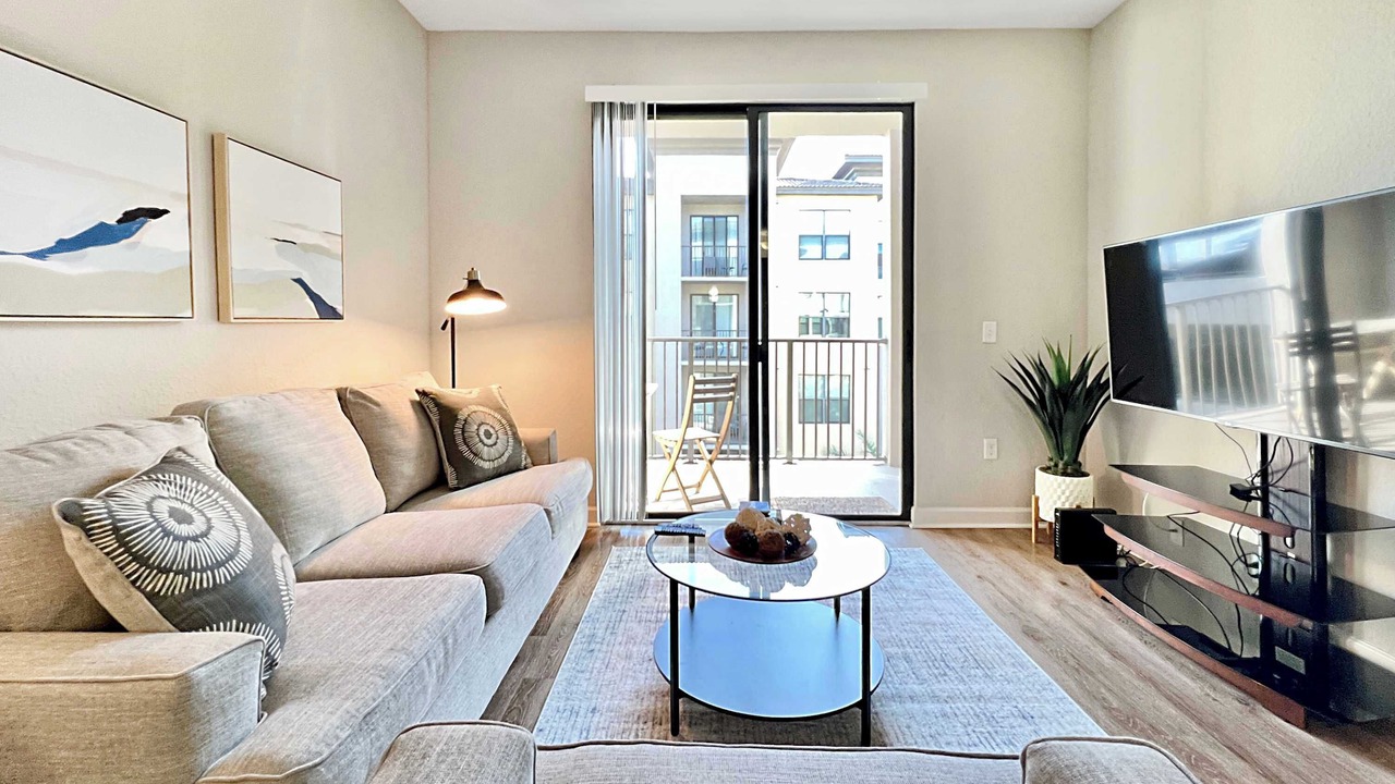 Photo of Livingroom in Carver City - Lincoln Gardens