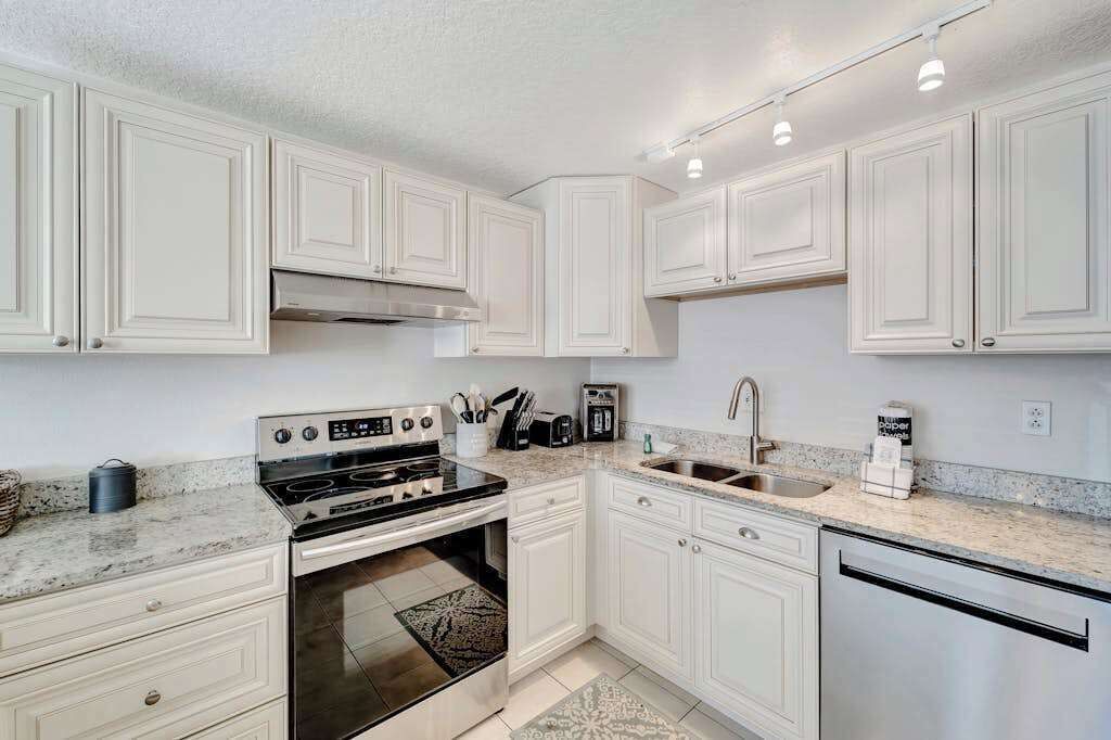 Photo of Kitchen in Ilexhurst