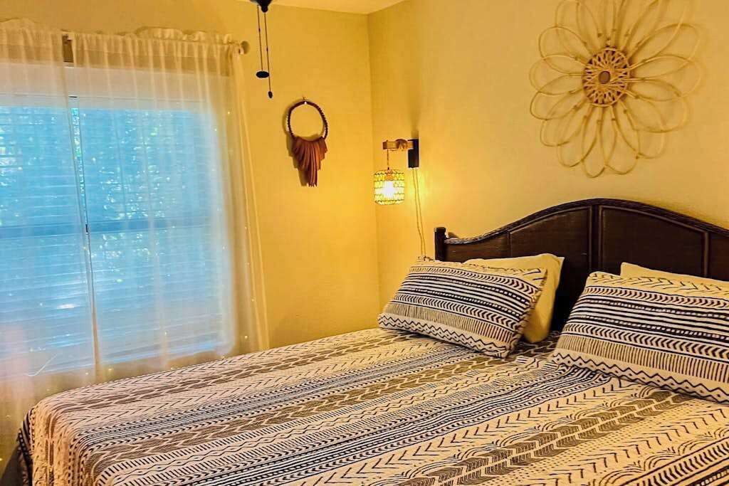 Photo of Bedroom in Bayou Oaks