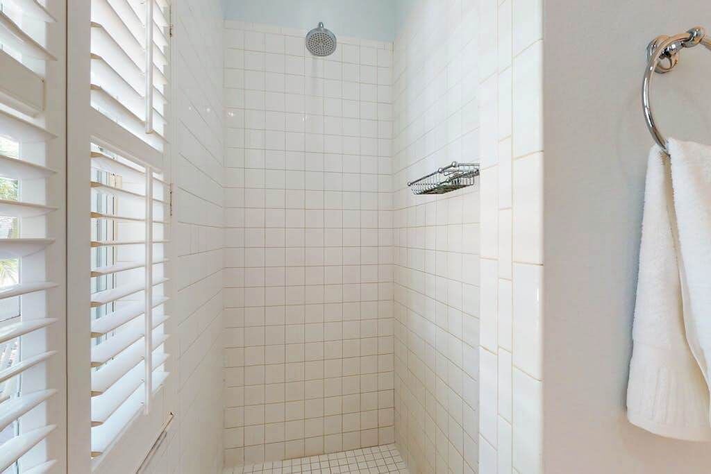 Photo of Bathroom in Indian Beach Sapphire Shores