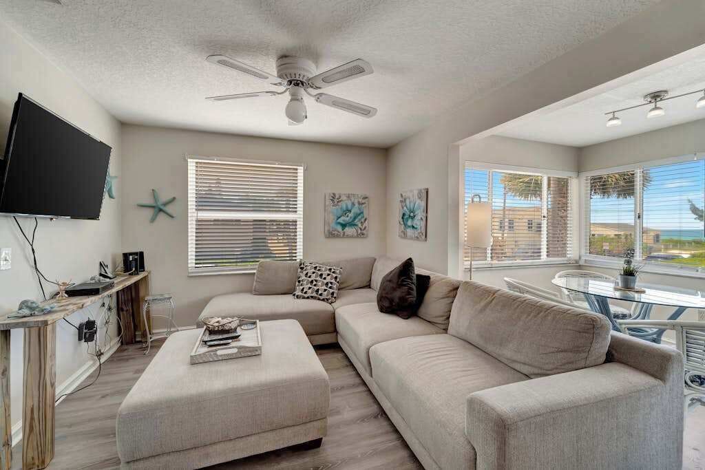 Photo of Livingroom in Ilexhurst