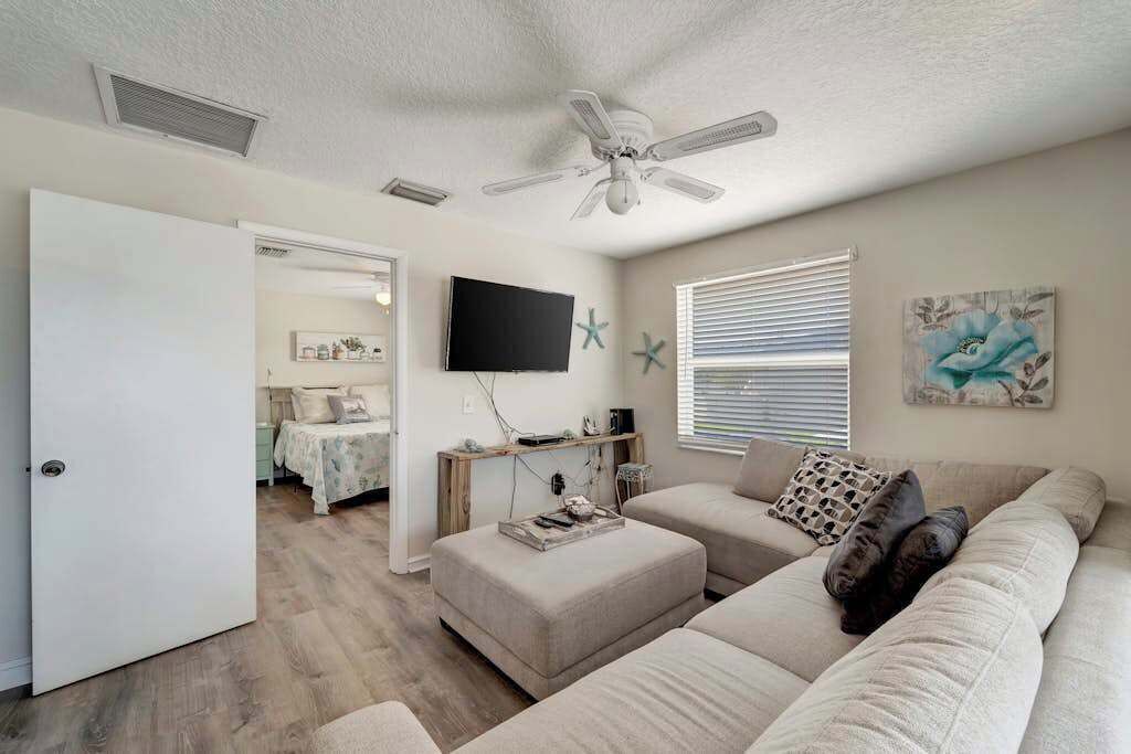 Photo of Livingroom in Ilexhurst