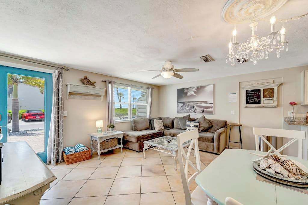 Photo of Livingroom in Ilexhurst