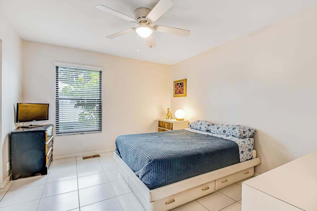 Photo of Bedroom in Longbeach Village