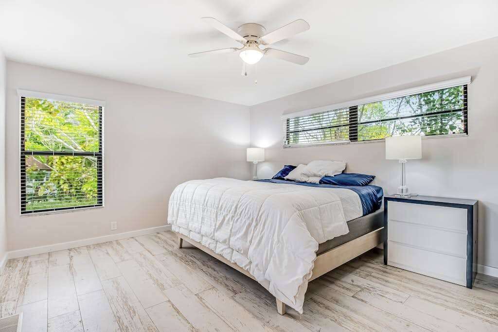 Photo of Bedroom in Longbeach Village