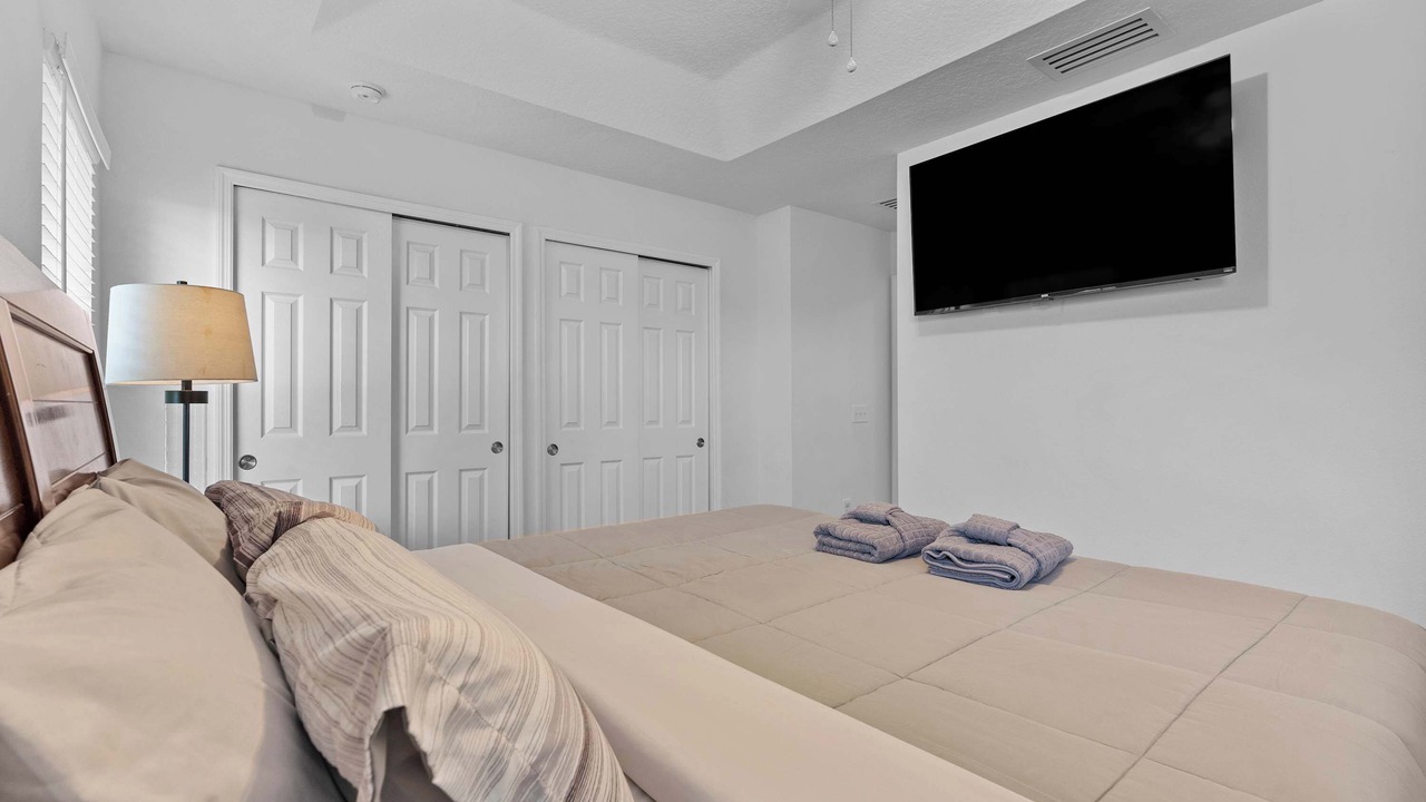 Photo of Bedroom in Crestwynd Bay