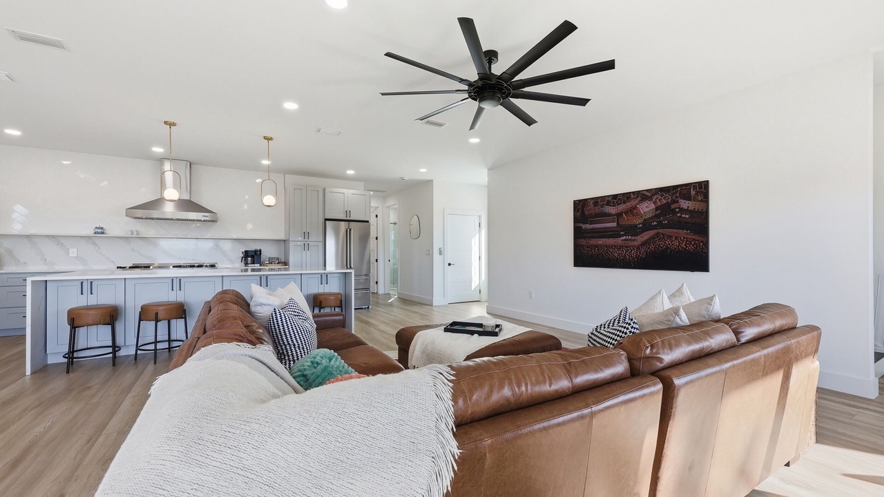 Photo of Bedroom in Butler Beach