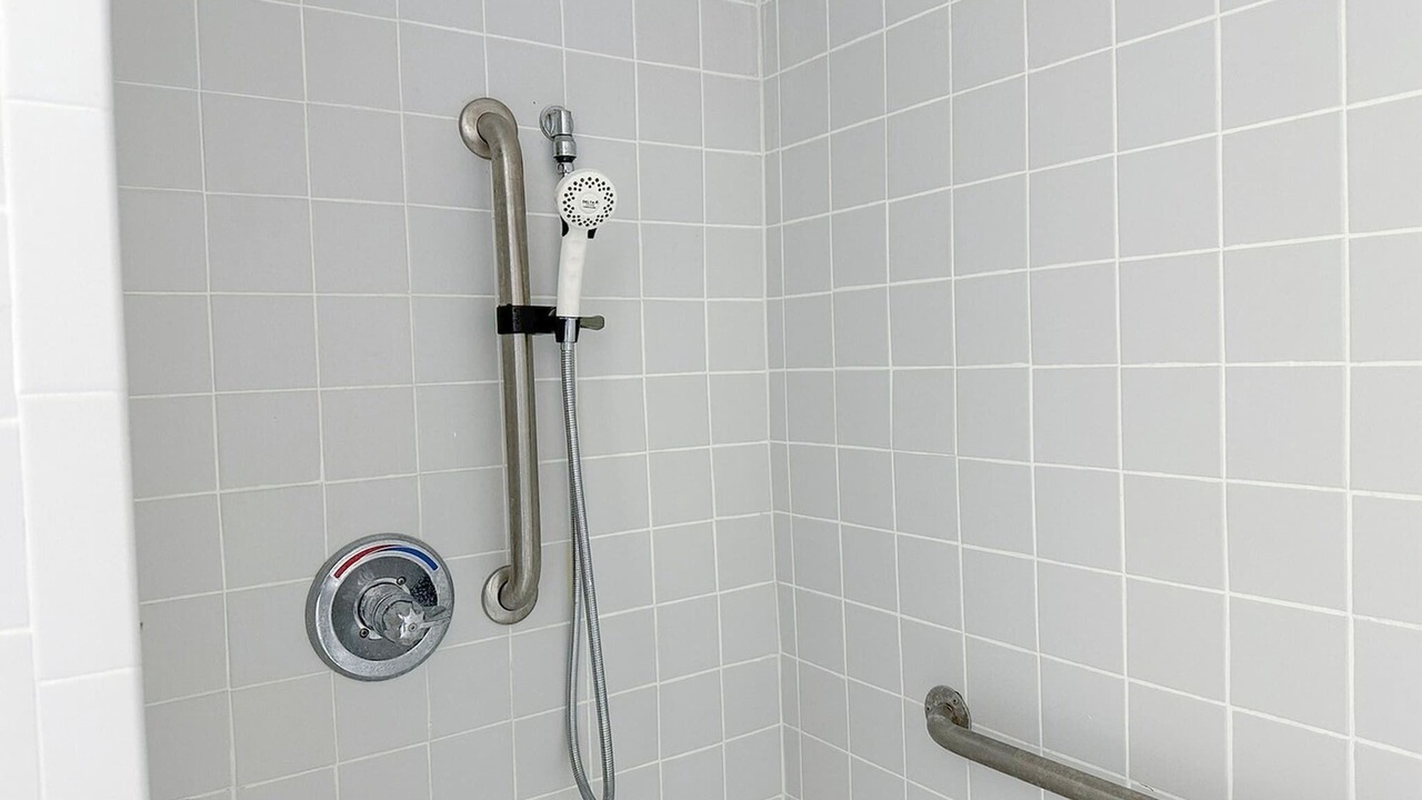 Photo of Bathroom in Hahira