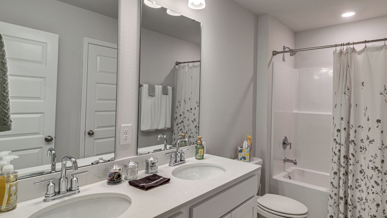 Photo of Bathroom in Mary Esther