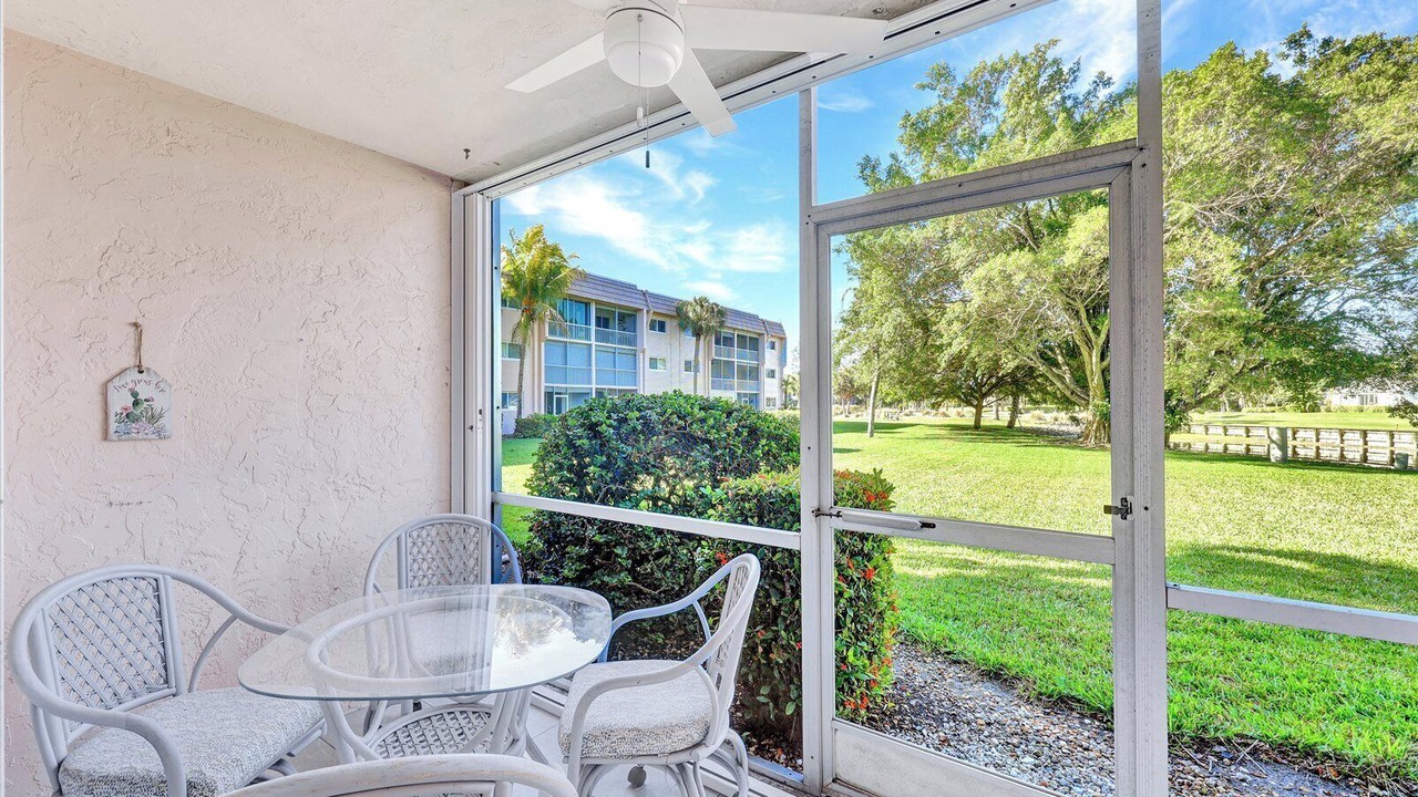 Photo of Outdoor in Central Naples