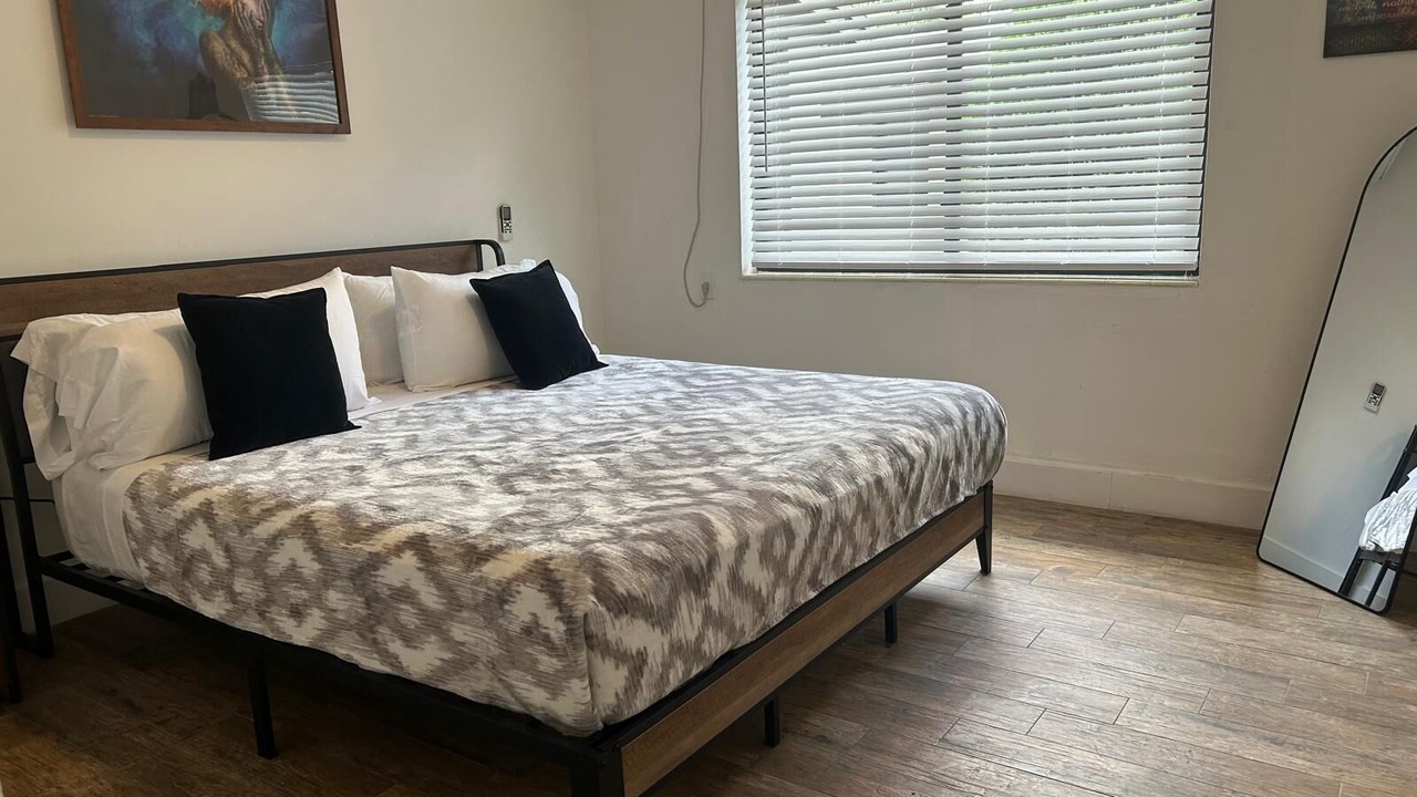 Photo of Bedroom in The Roads