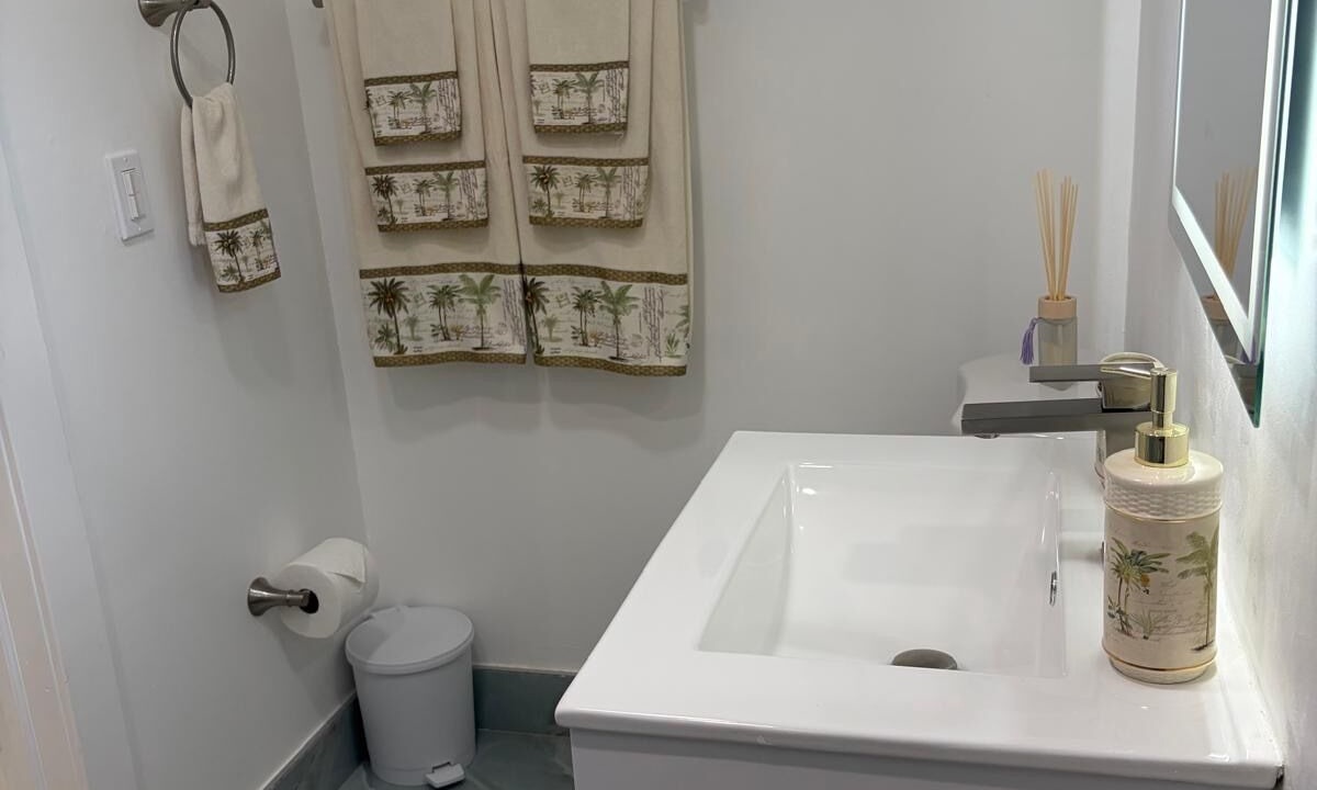 Photo of Bathroom in North Lauderdale