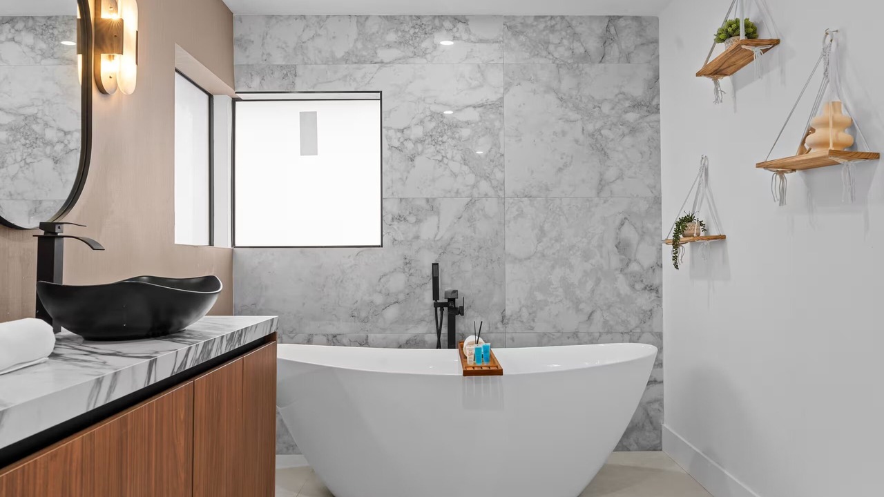 Photo of Bathroom in Country Walk