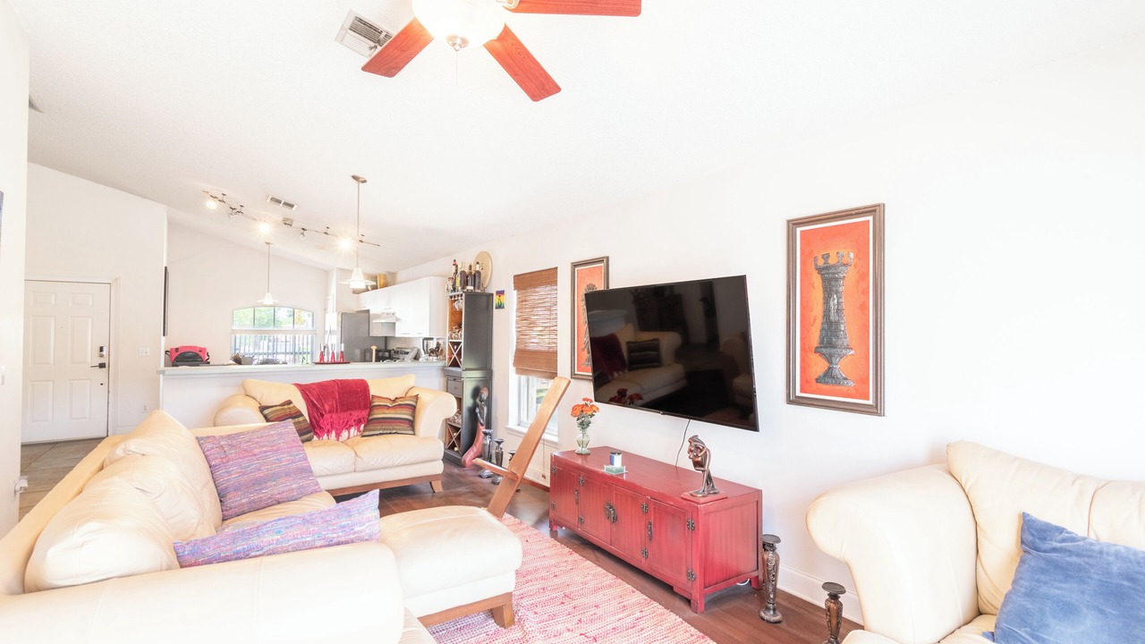 Photo of Livingroom in Pine Hills