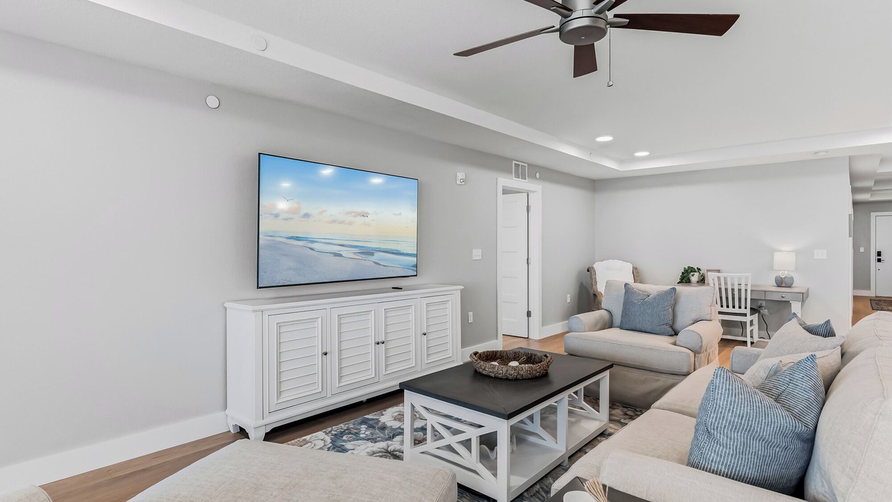 Photo of Livingroom in Madeira Beach