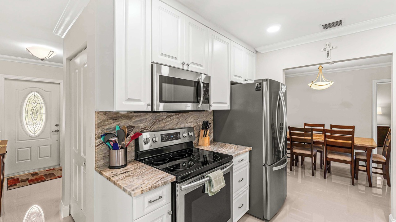 Photo of Kitchen in Tropic Palms