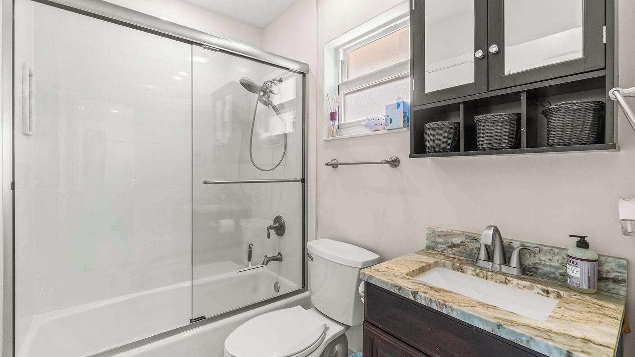 Photo of Bathroom in Tropic Palms