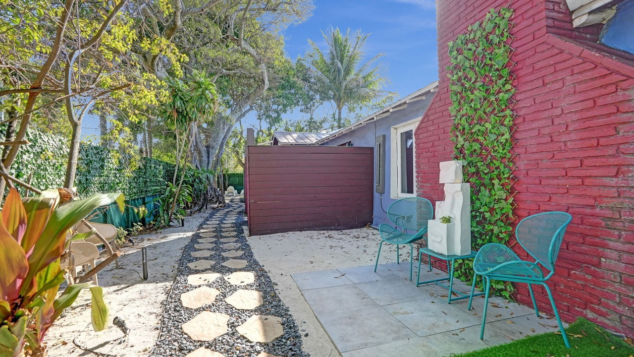 Photo of Patio Balcony in Wilton Manors