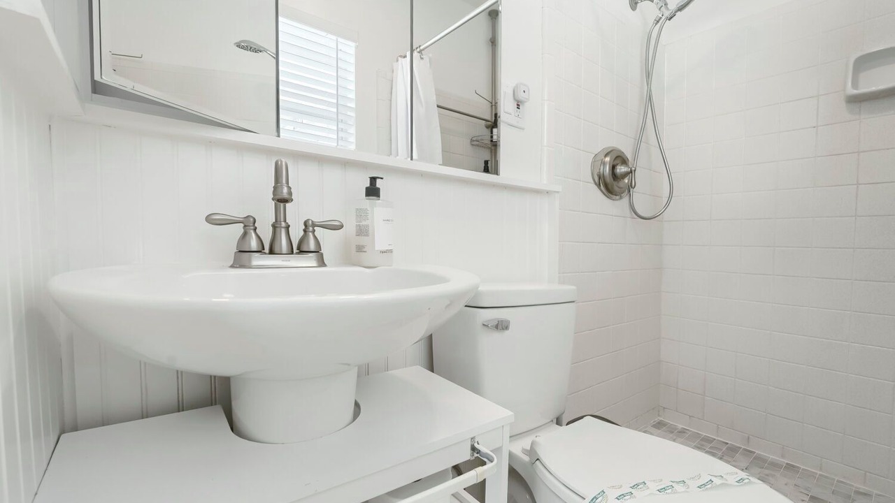 Photo of Bathroom in Seminole