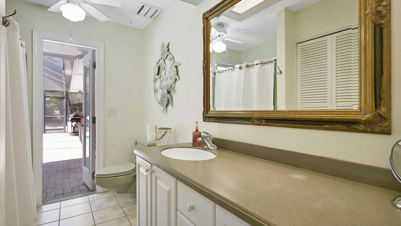 Photo of Bathroom in Seminole