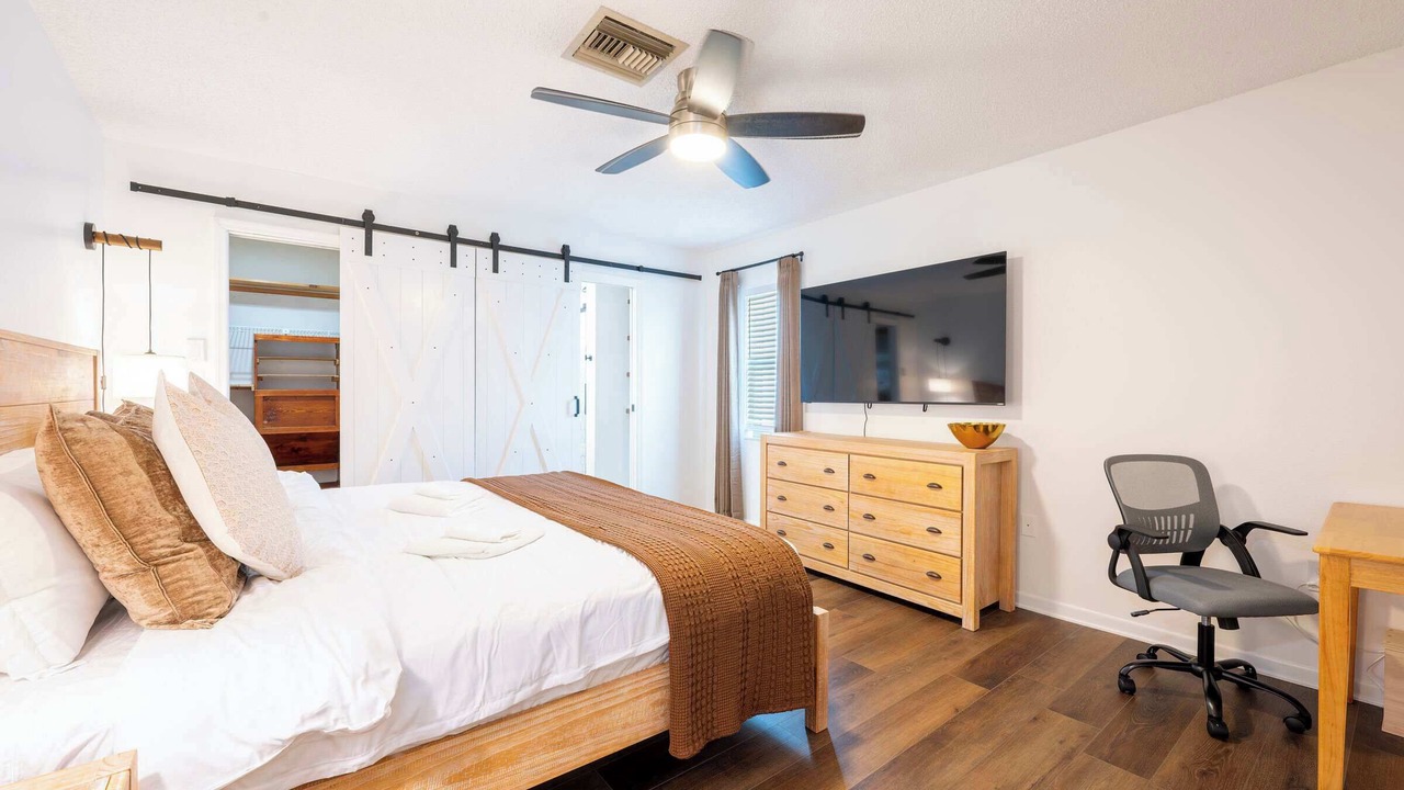 Photo of Bedroom in Seminole