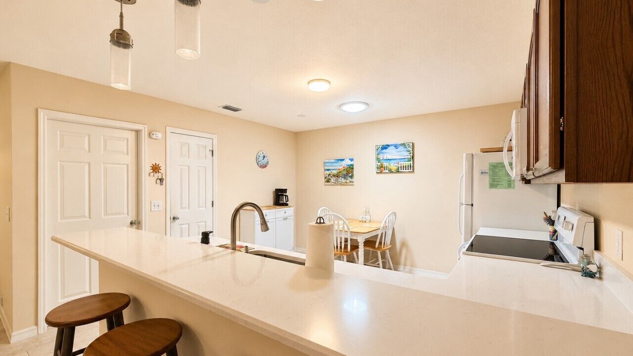 Photo of Others in Hemingway
