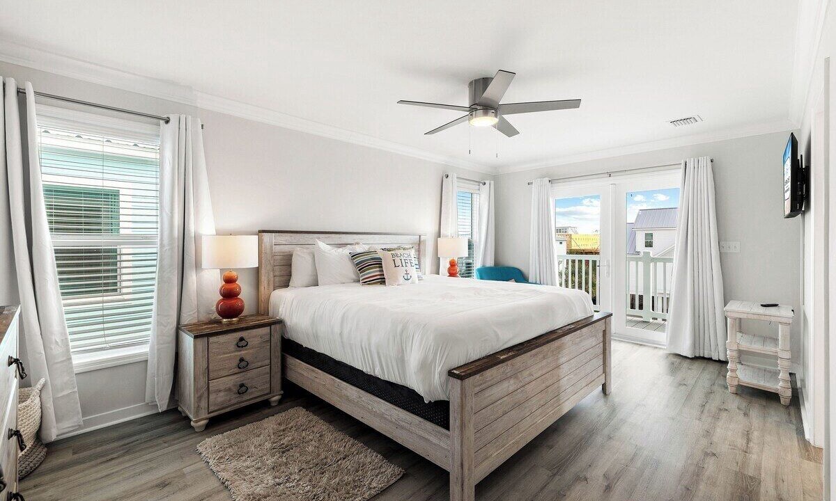Photo of Bedroom in Mexico Beach
