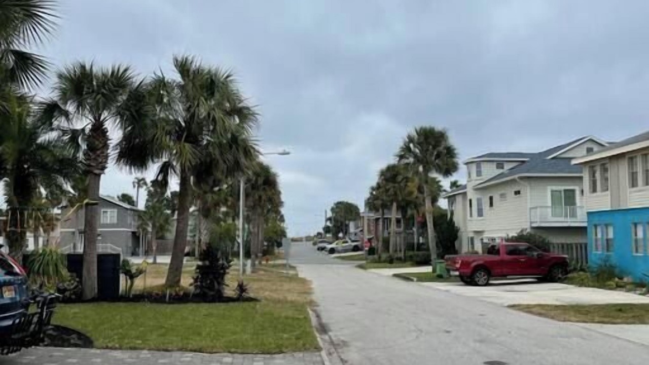Photo of Others in Neptune Beach