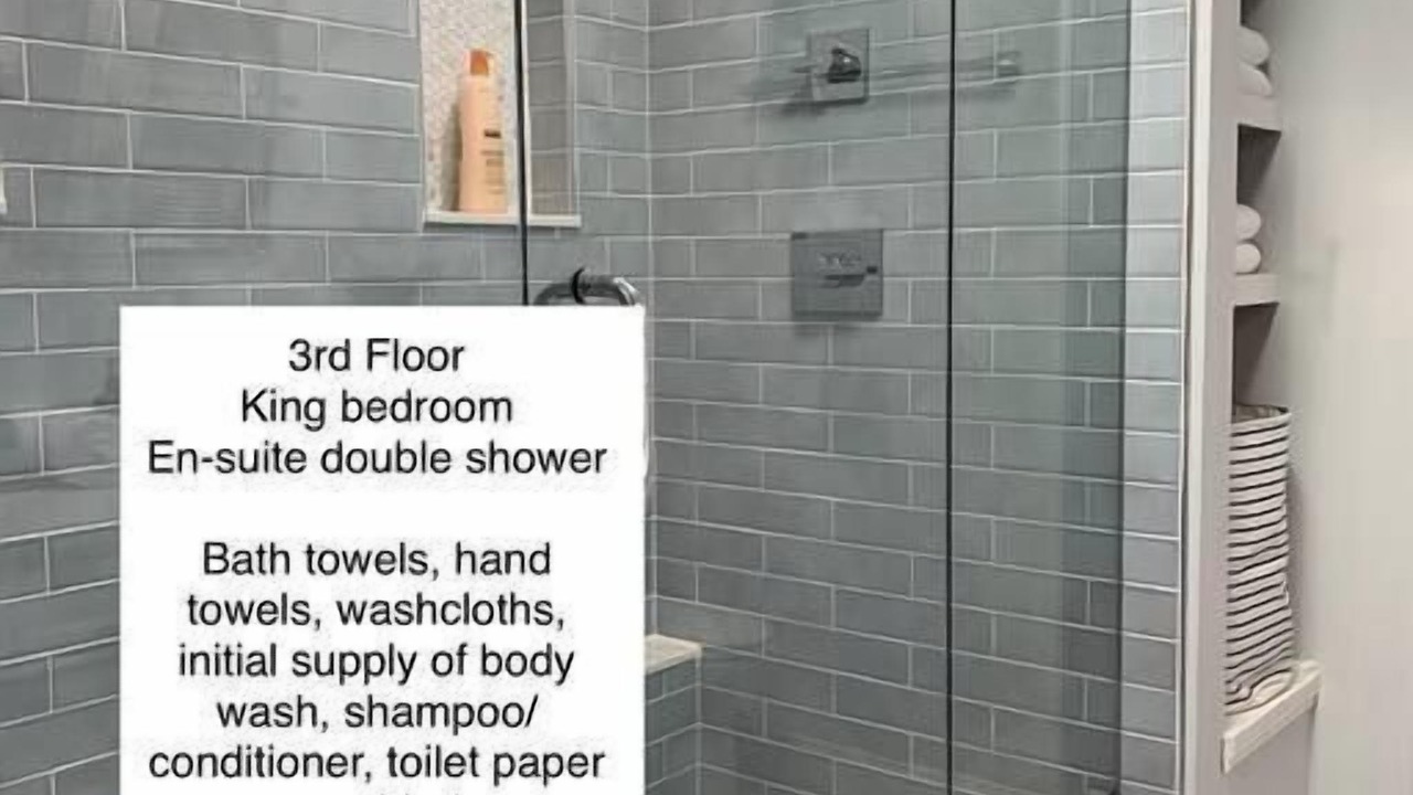 Photo of Bathroom in Neptune Beach