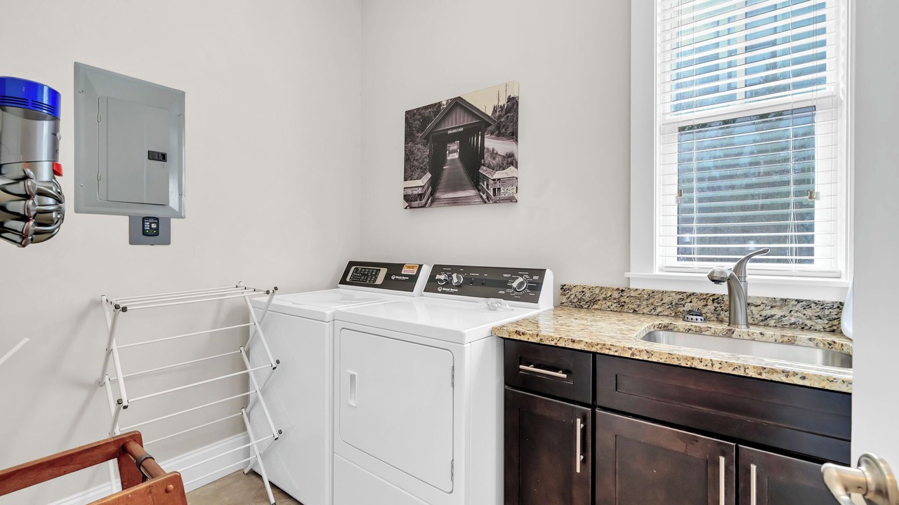 Photo of Bedroom in Lakeside at Blue Mountain Beach
