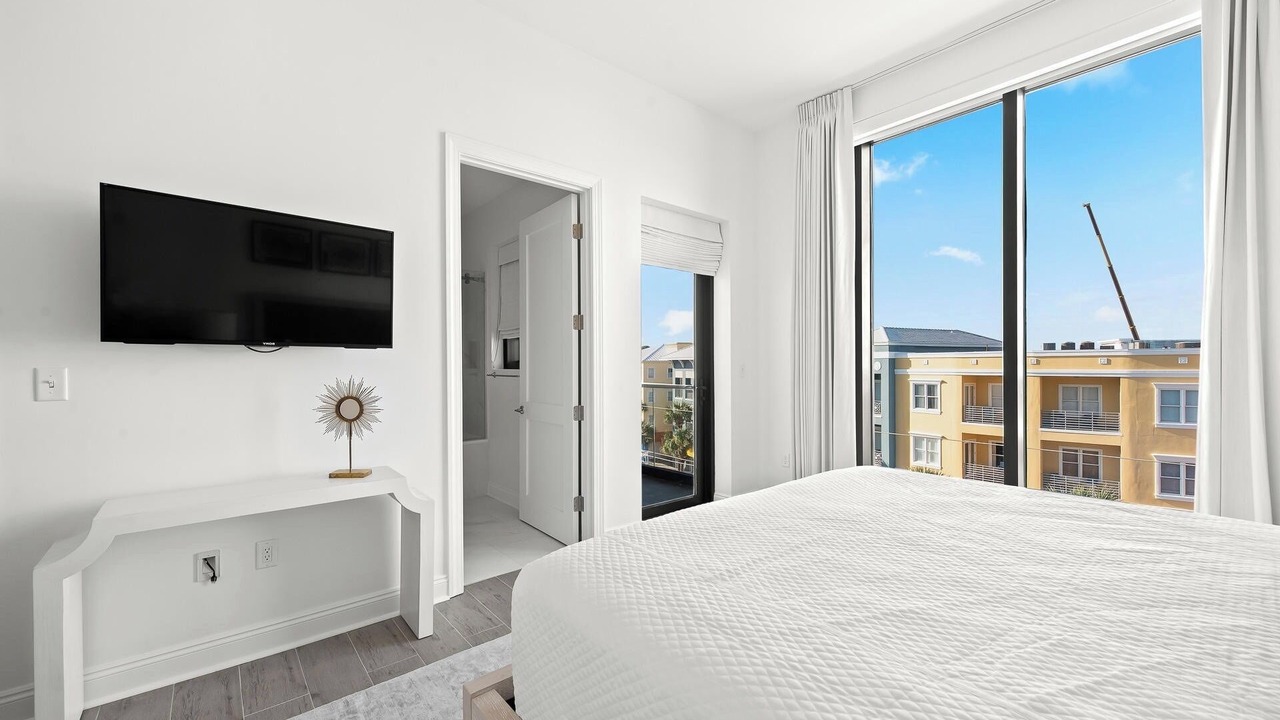 Photo of Bedroom in Gulf Place