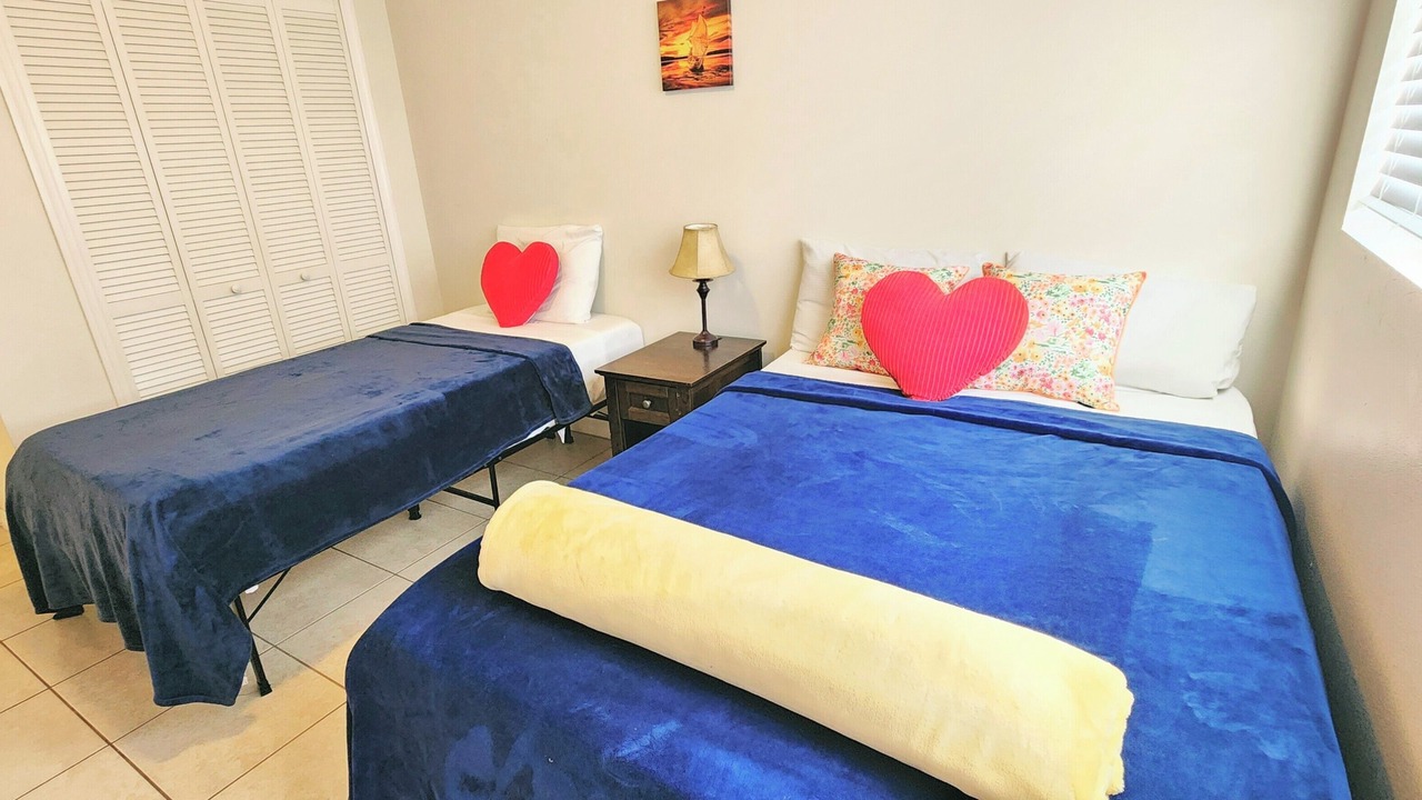 Photo of Bedroom in Pine Castle