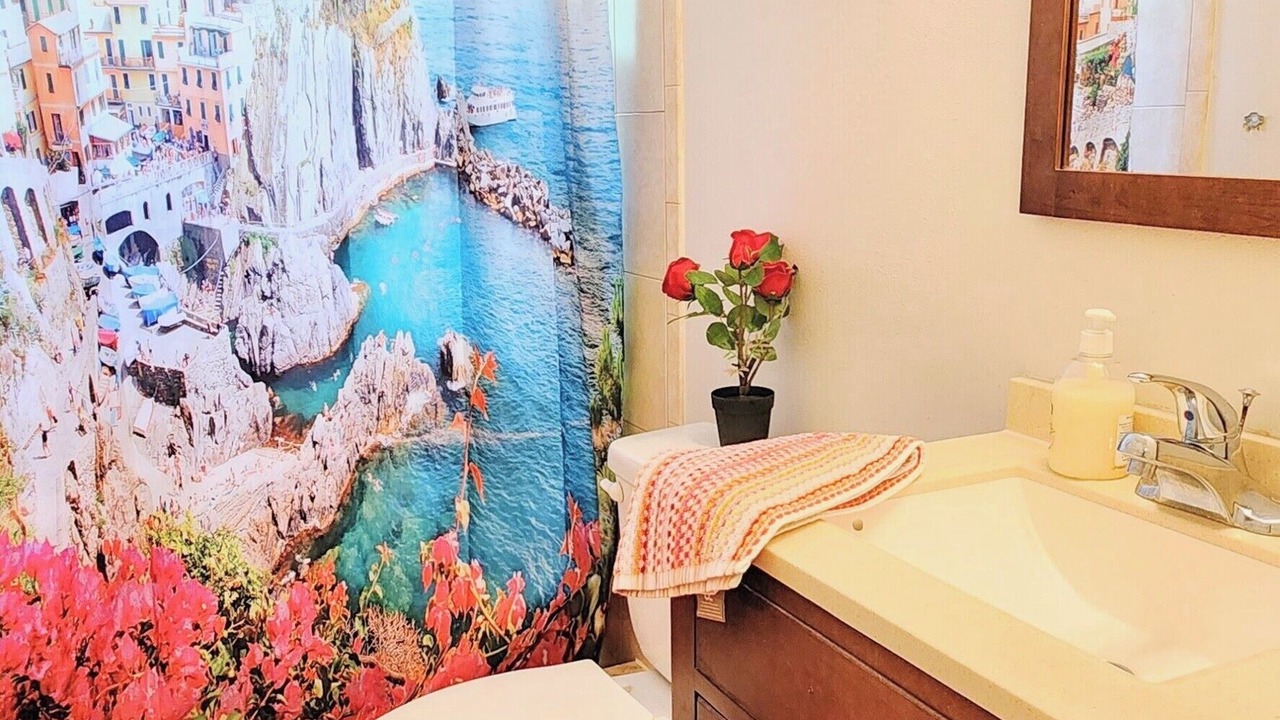 Photo of Bathroom in Pine Castle