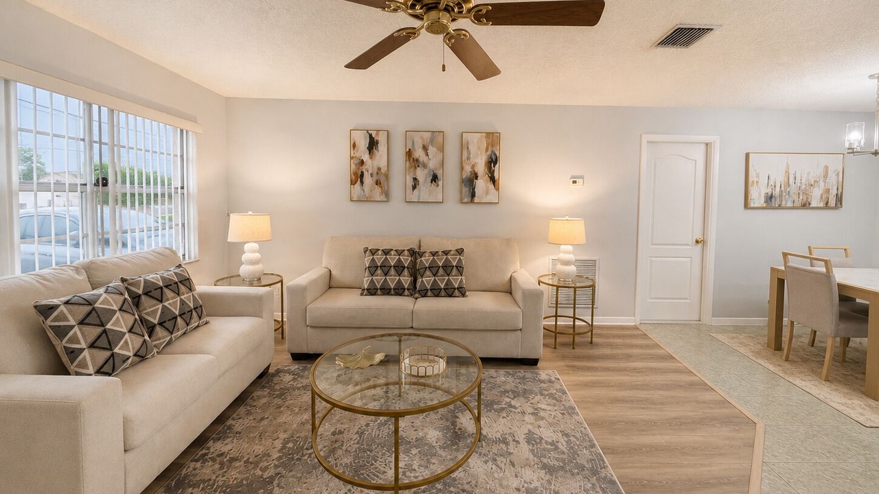 Photo of Livingroom in Apollo Beach