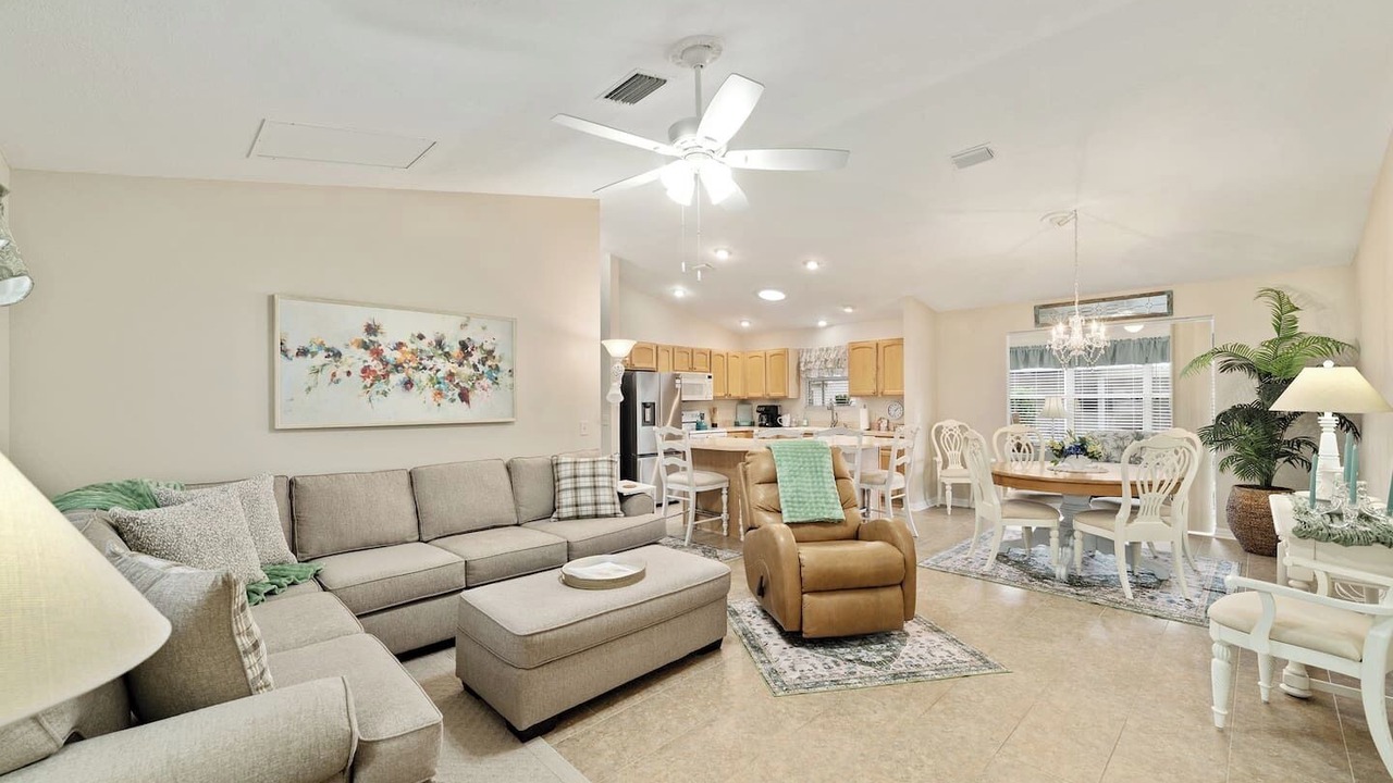 Photo of Livingroom in Liberty Park