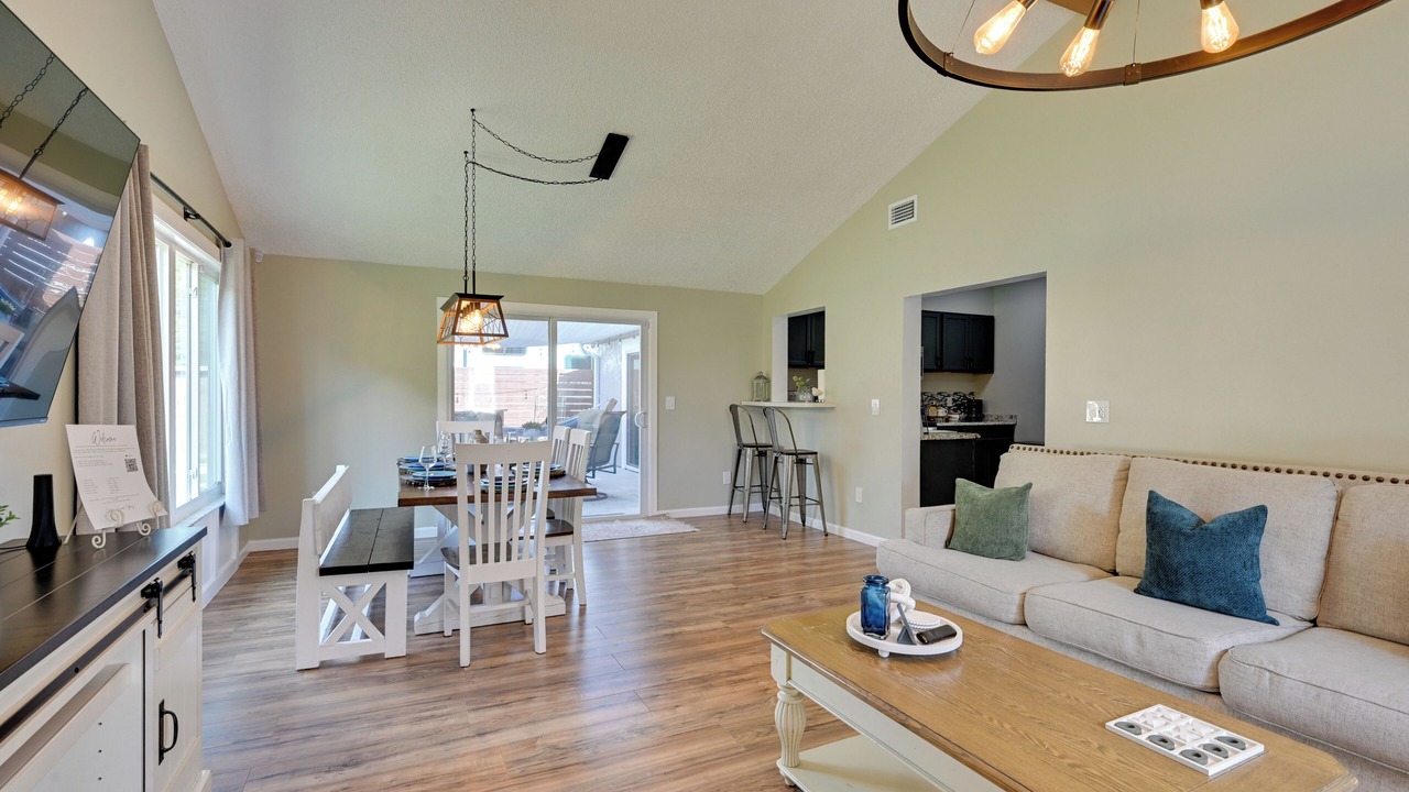 Photo of Livingroom in New Port Richey East