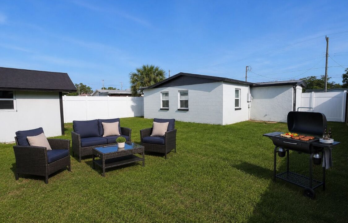 Photo of Patio Balcony in Egypt Lake-Leto
