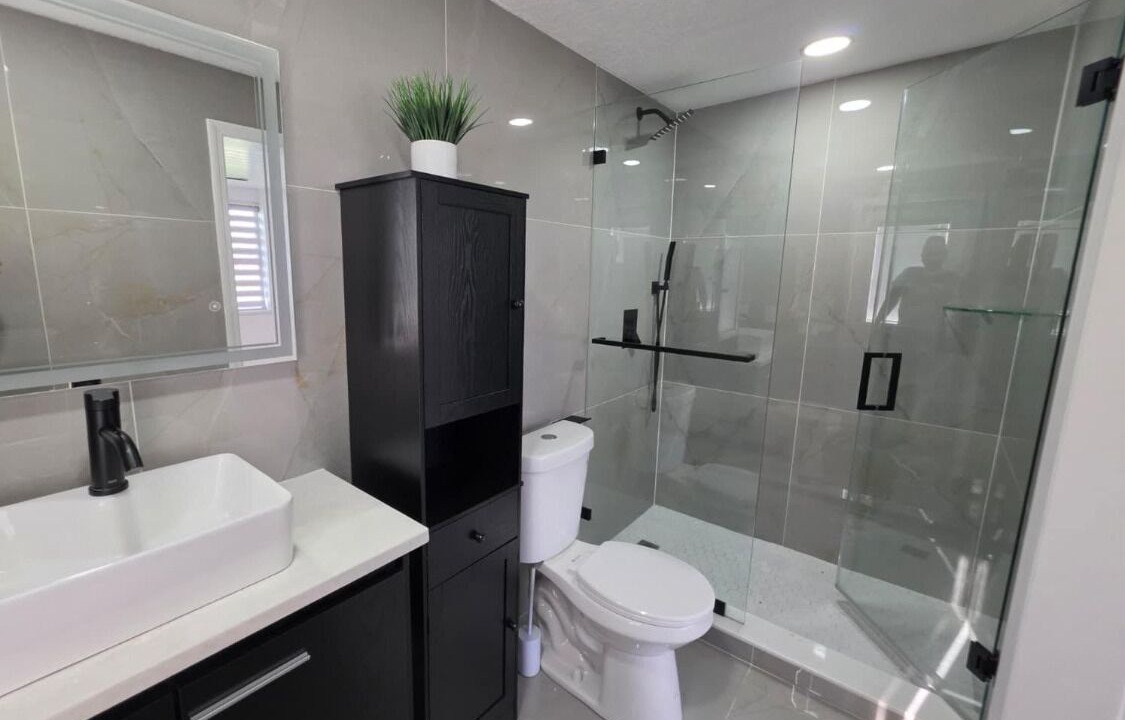 Photo of Bathroom in Egypt Lake-Leto