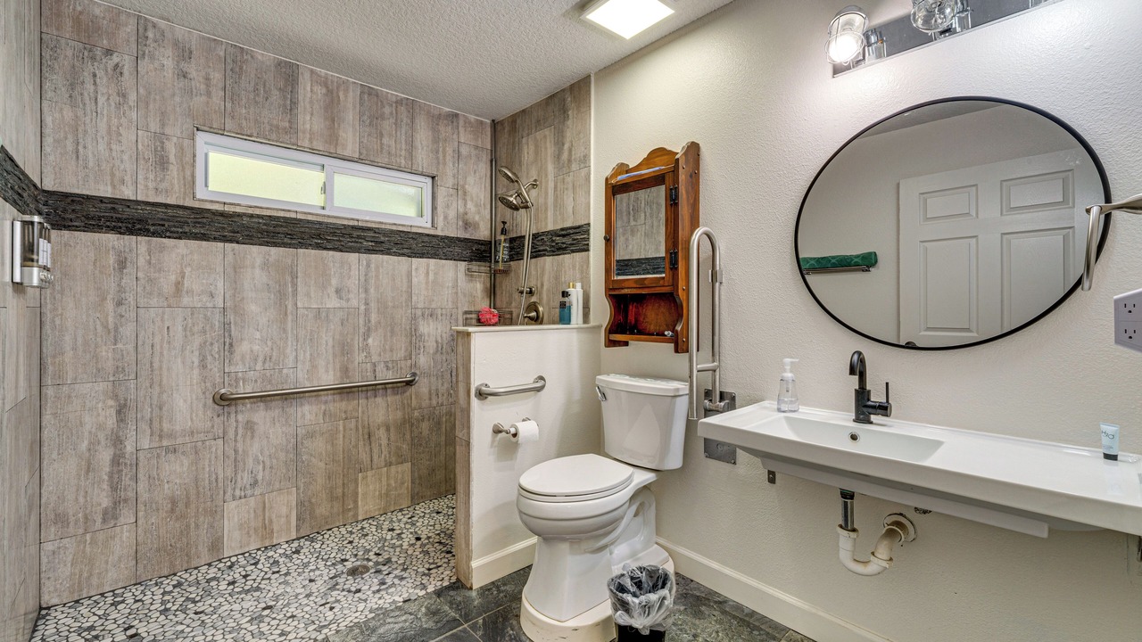 Photo of Bathroom in Kissimmee