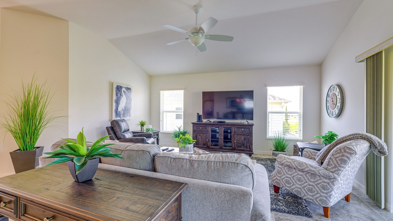 Photo of Livingroom in Fruitland Park