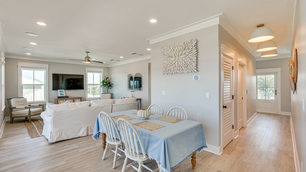 Photo of Livingroom in Port St. Joe