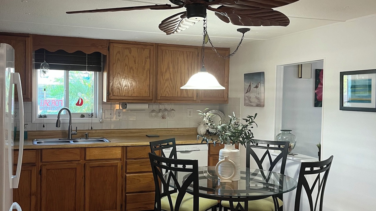 Photo of Kitchen in Pembroke Park