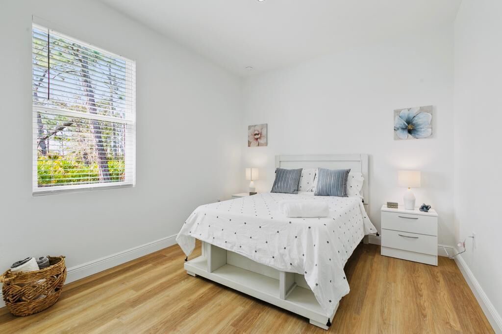 Photo of Bedroom in Gulf Cove