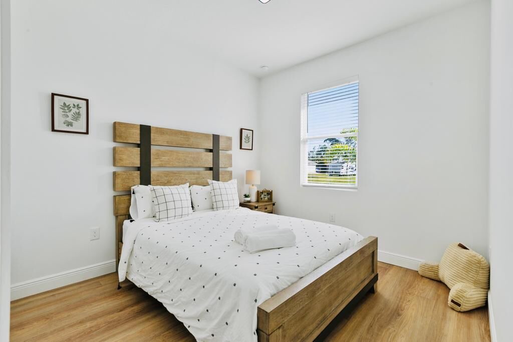 Photo of Bedroom in Gulf Cove